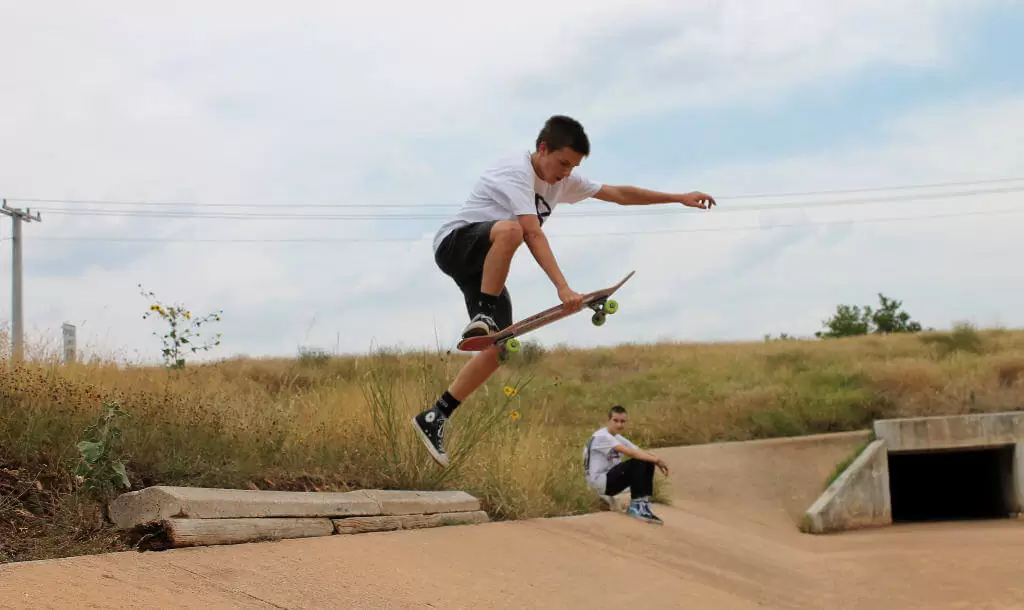 boneless skateboard